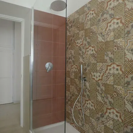 Panzió 82